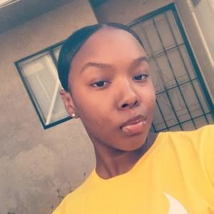 Meet your Posher, Bella